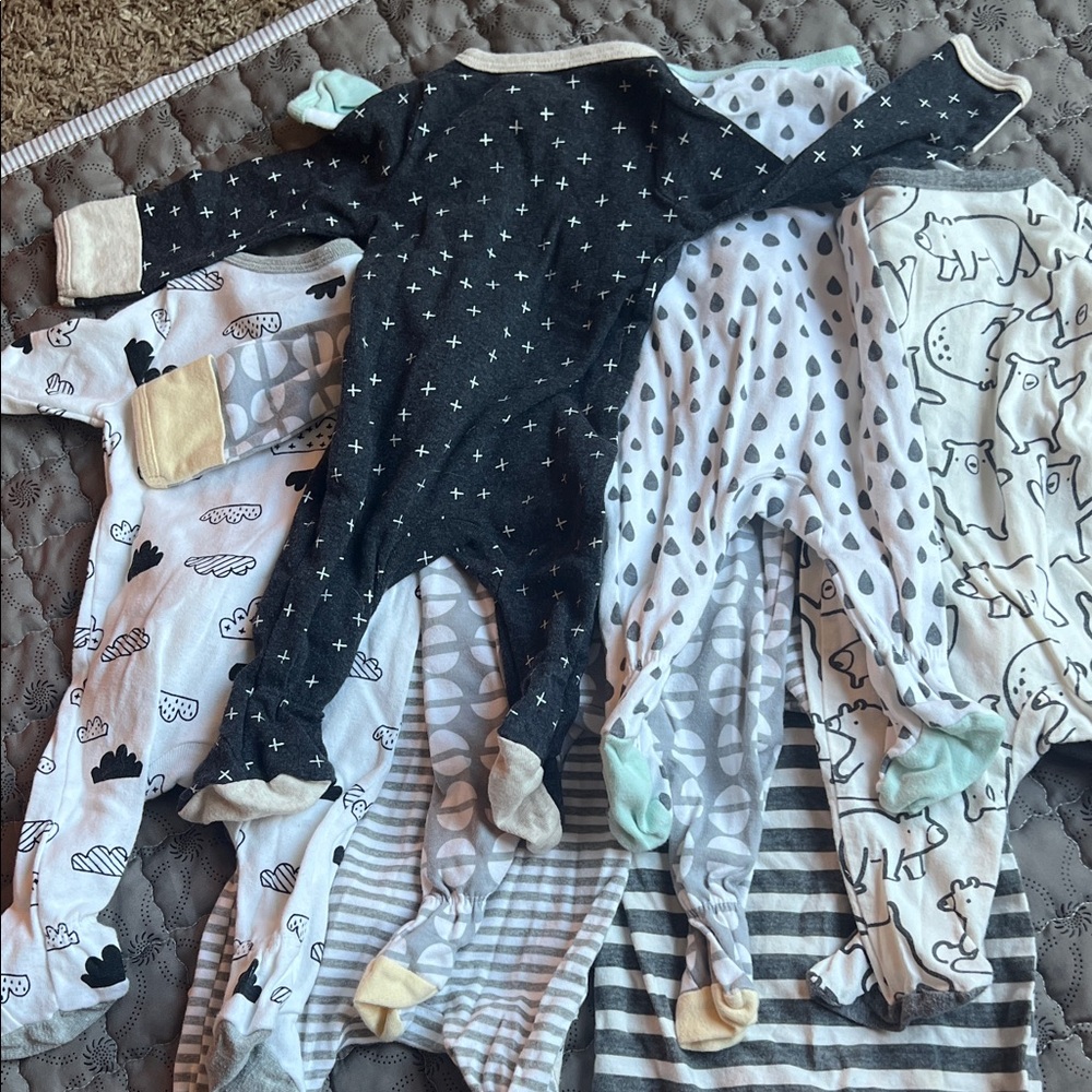 Assorted Kids Sleeper Set - Picture 3 of 4